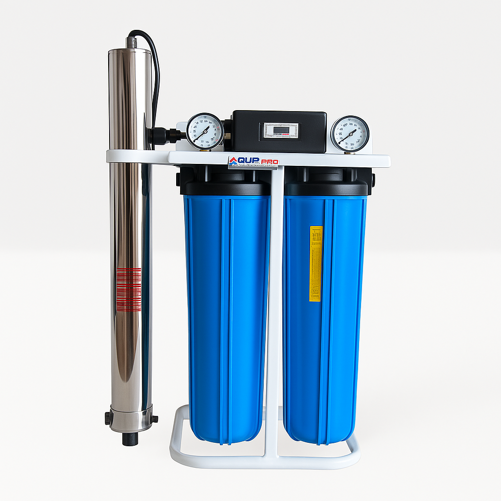 twee filterhuizen met UV lamp